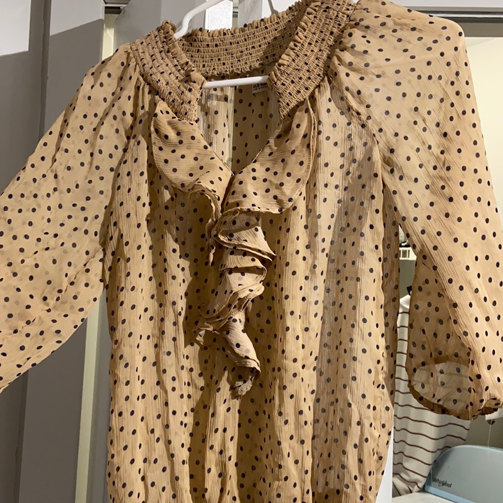 Tan/polka dot blouse